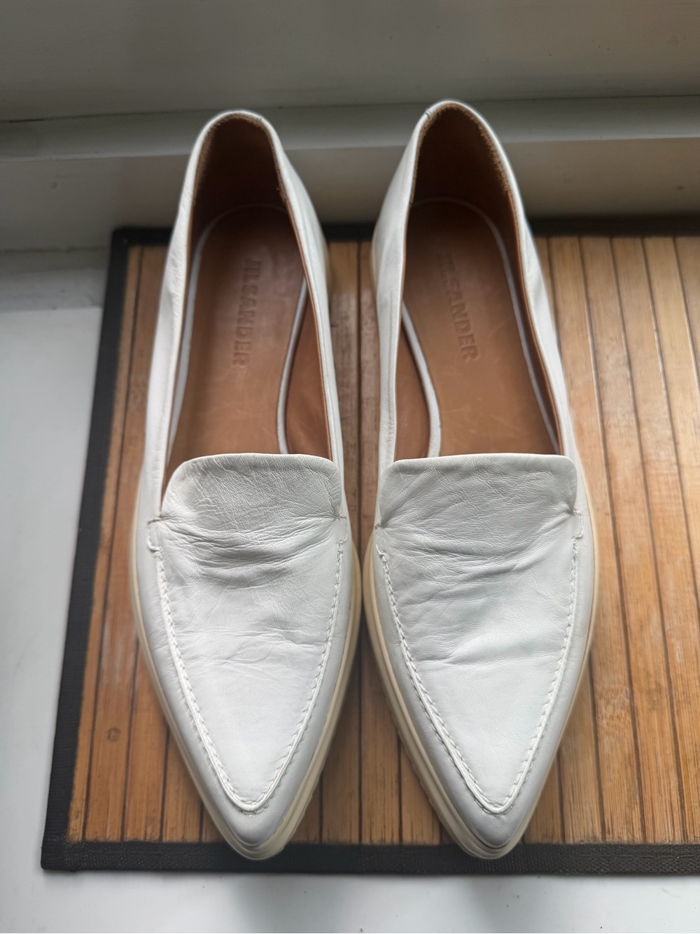 Jill Sander white crinkled leather shoes/loafers. Unisex(Mens 39/11 inch insole)